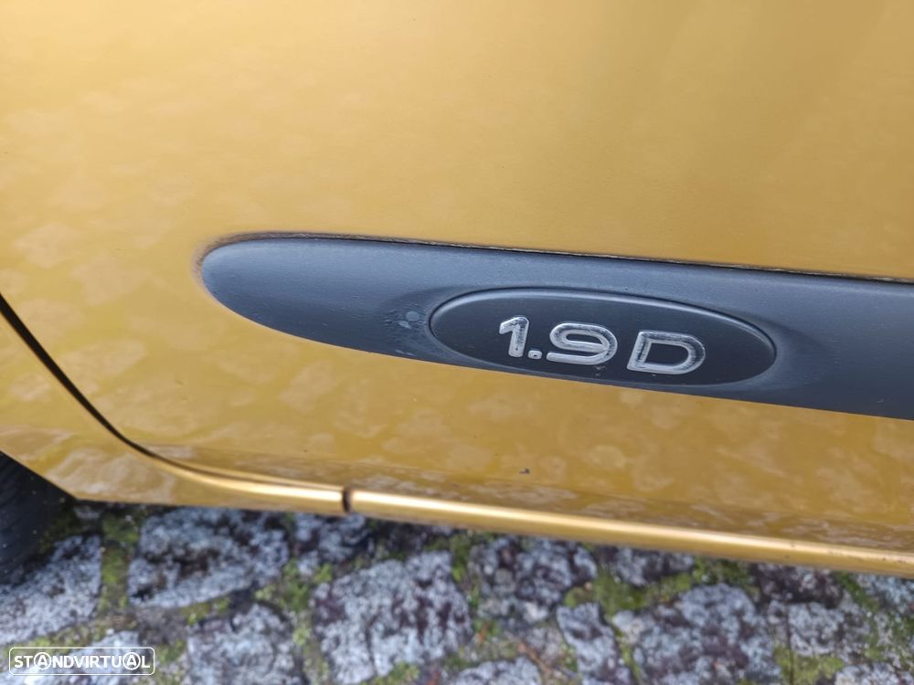 Renault Clio 1.9 D Van - 11