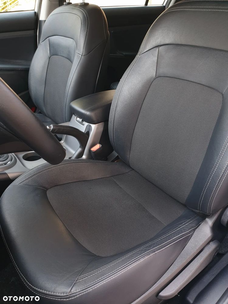 Kia Sportage 1.6 GDI Business Line L 2WD - 8