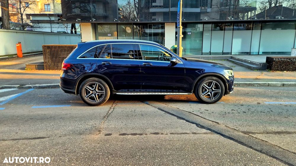 Mercedes-Benz GLC 300 4MATIC MHEV - 4