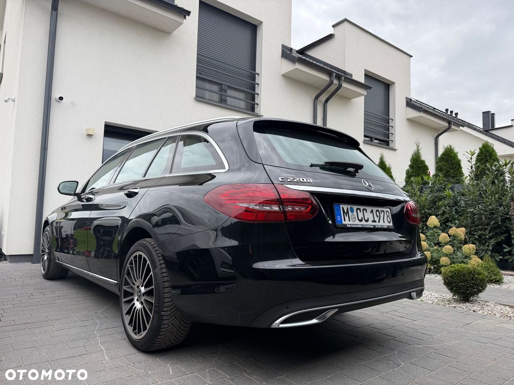 Mercedes-Benz Klasa C 220 d 4Matic 9G-TRONIC Avantgarde - 2