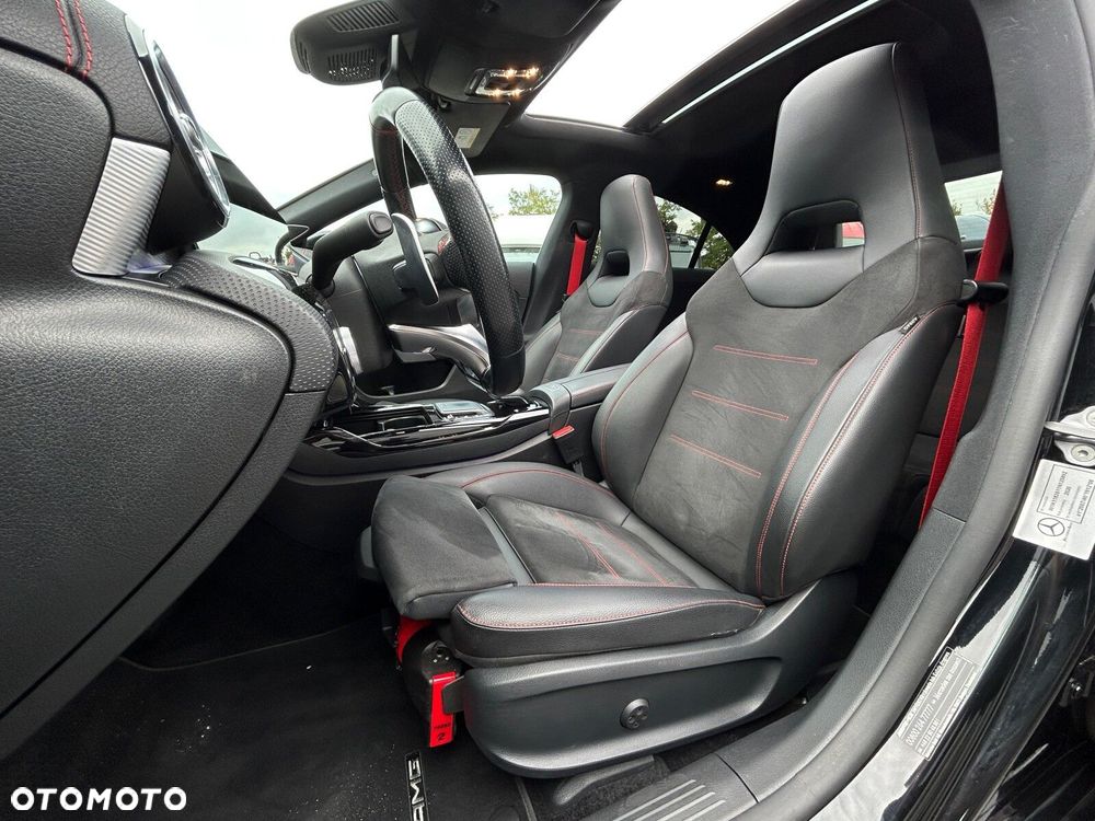 Mercedes-Benz CLA AMG 35 4-Matic 7G-DCT - 8