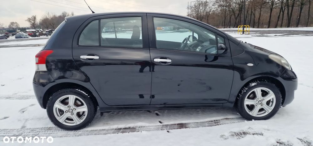 Toyota Yaris 1.33 VVT-i Club - 5