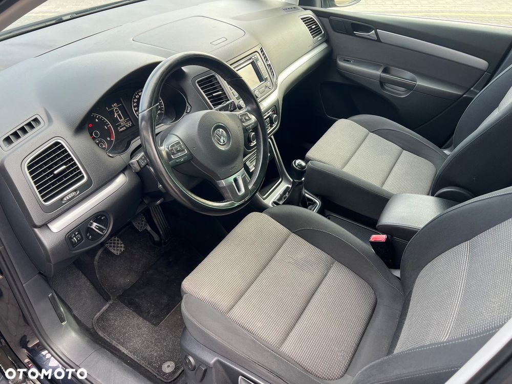 Volkswagen Sharan - 13