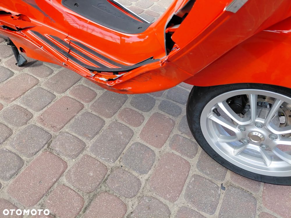 Vespa Primavera - 12