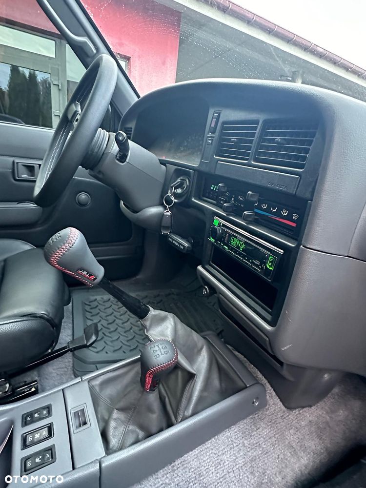 Toyota Hilux - 5