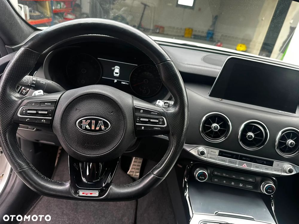 Kia Stinger 3.3 T-GDI V6 GT Prestige Line AWD - 12