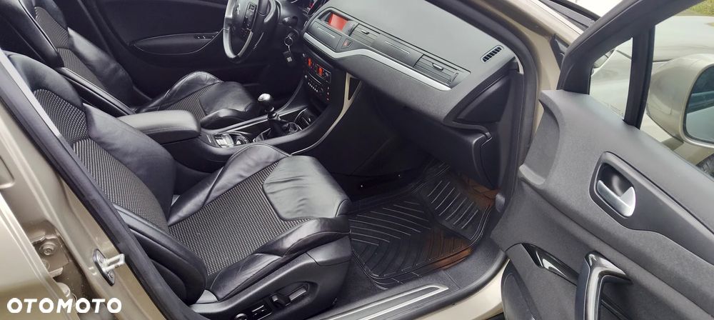 Citroën C5 HDi 135 FAP Exclusive - 22