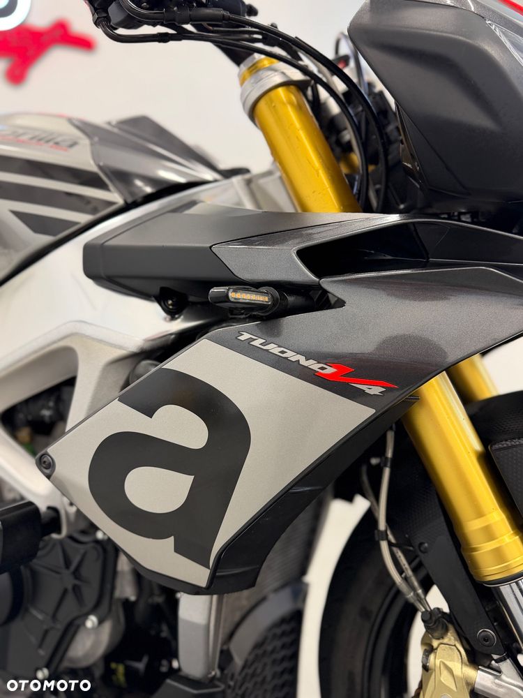 Aprilia Tuono - 10