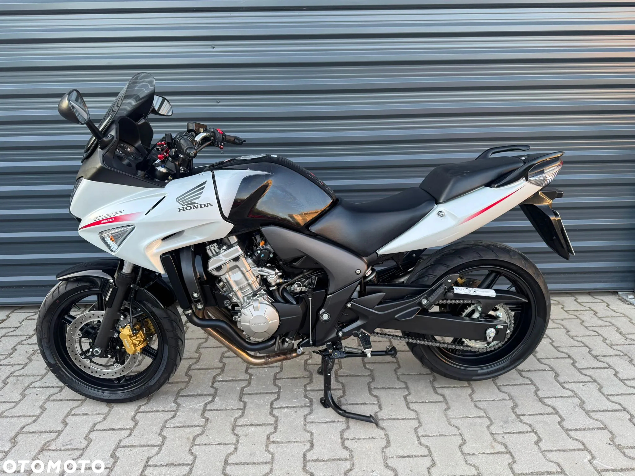 Honda CBF - 4