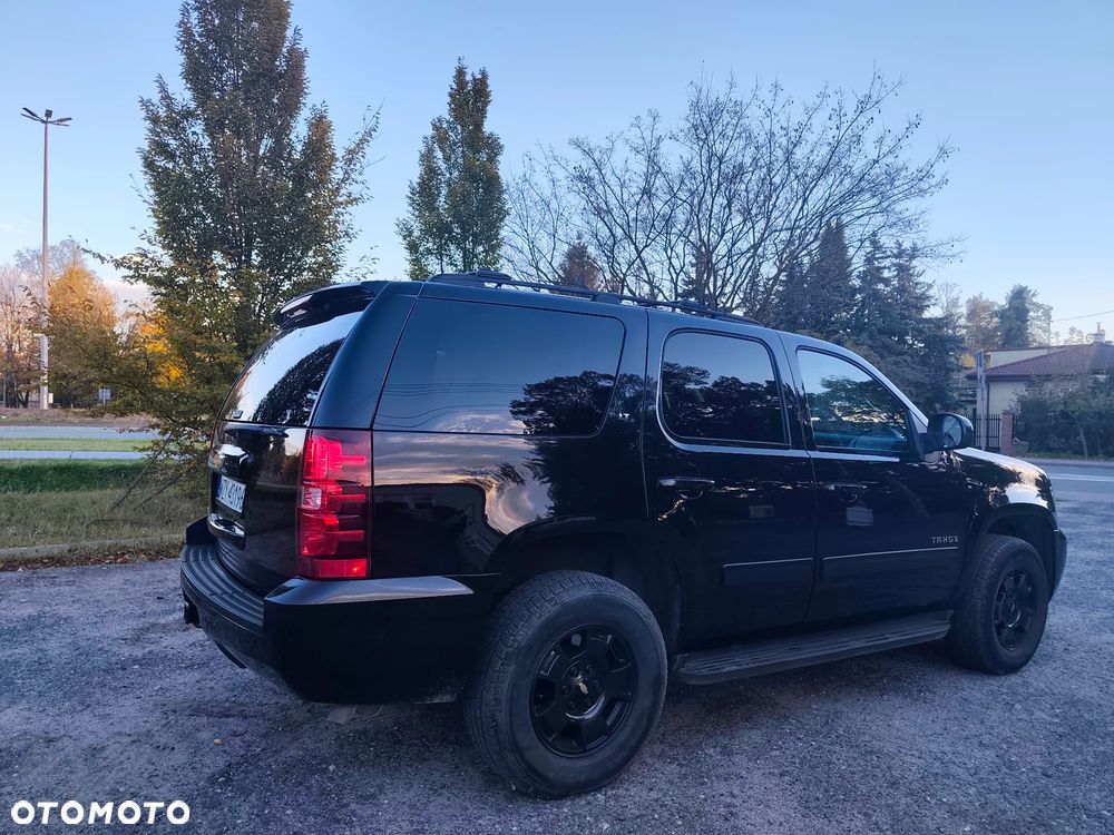 Chevrolet Tahoe - 12