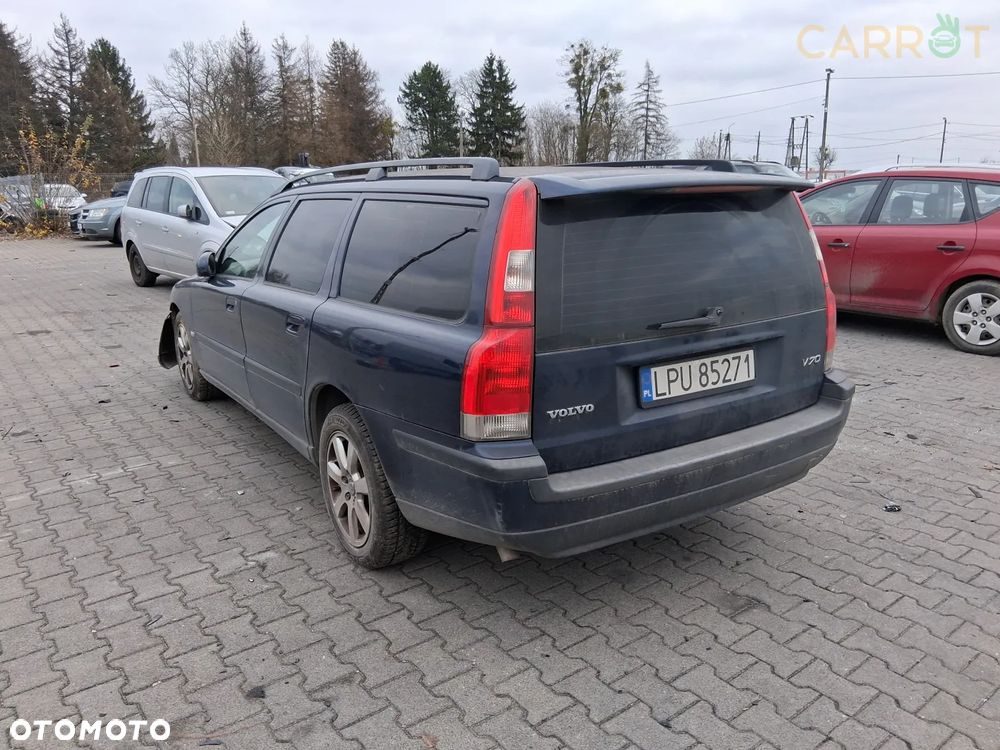 Auto na części - VOLVO V70  WSZYSTKIE CZĘŚCI  SILNIK SKRZYNIA Lakier 492 Silnik Skrzynia Drzwi Klapa Zderzak Lampa Lusterko Szyba Szyberdach Panorama Deska Kokpit Sterownik Moduł Czujnik Licznik Wyświetlacz Kierownica - 3