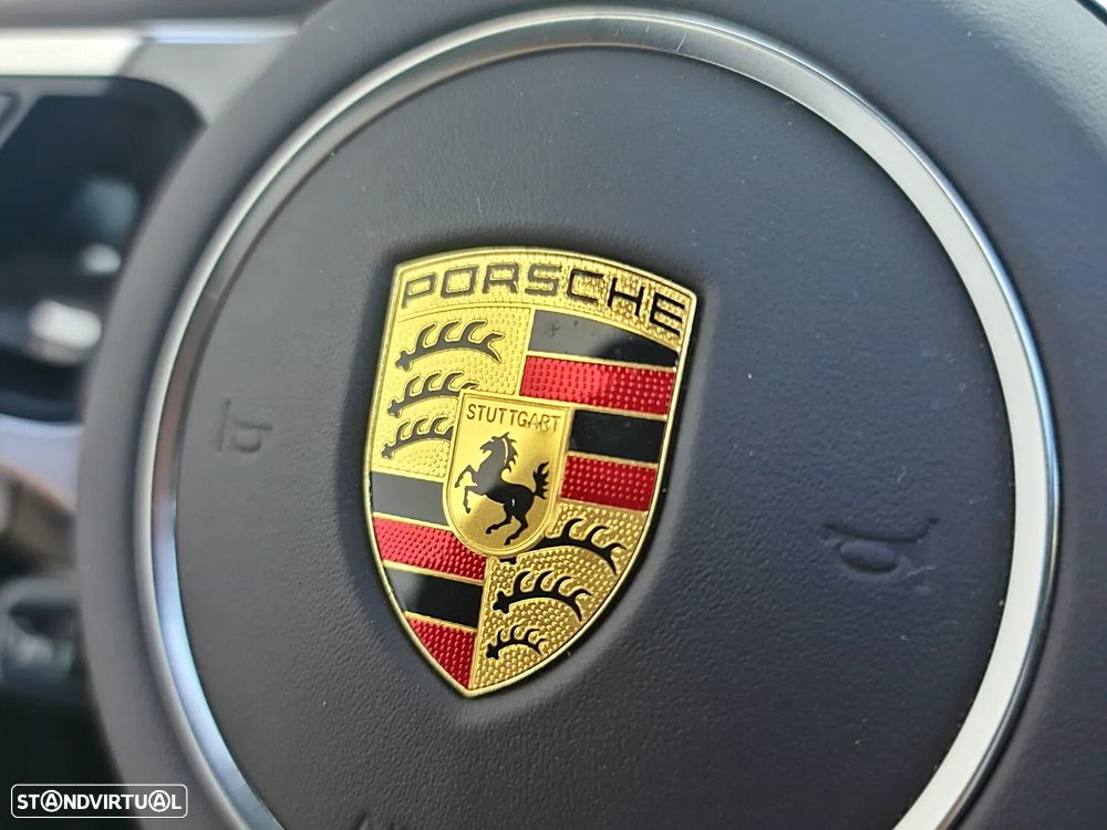Porsche Macan Turbo - 13