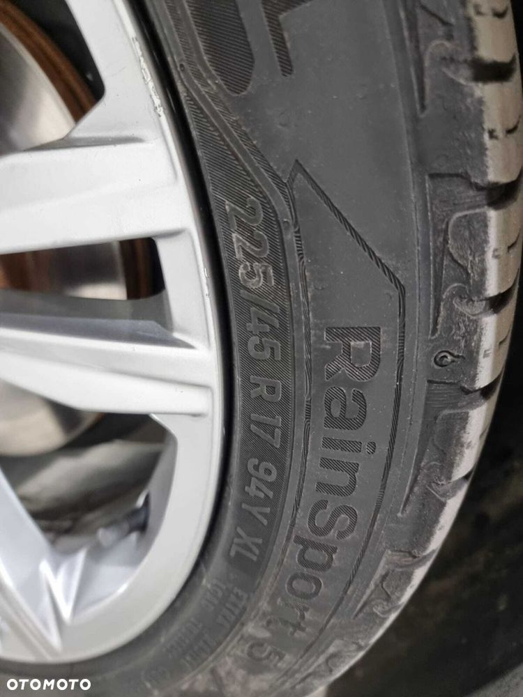 Volkswagen Golf - 17