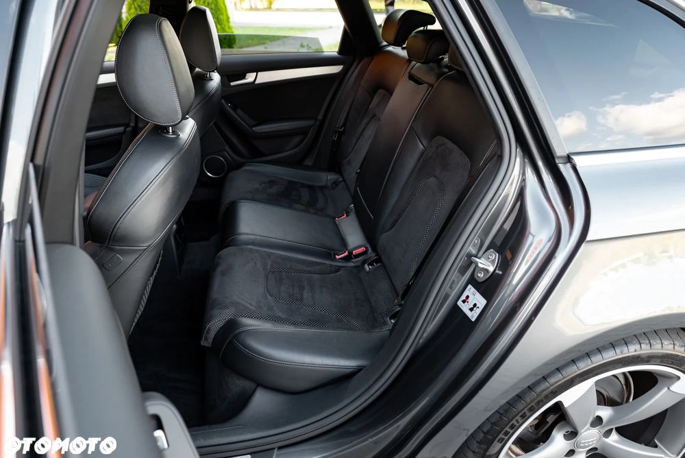 Audi A4 Avant - 31