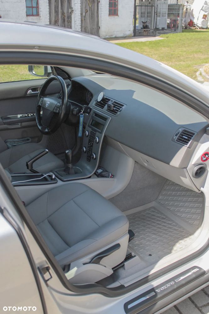 Volvo S40 1.6D DPF DRIVe Kinetic - 13