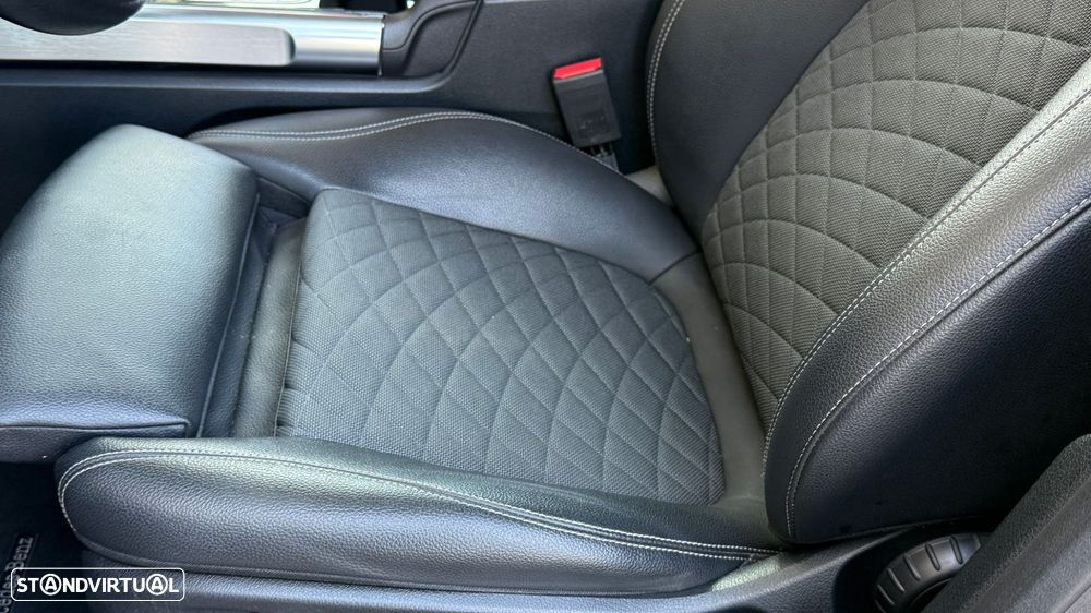 Mercedes-Benz GLB 200 d - 36