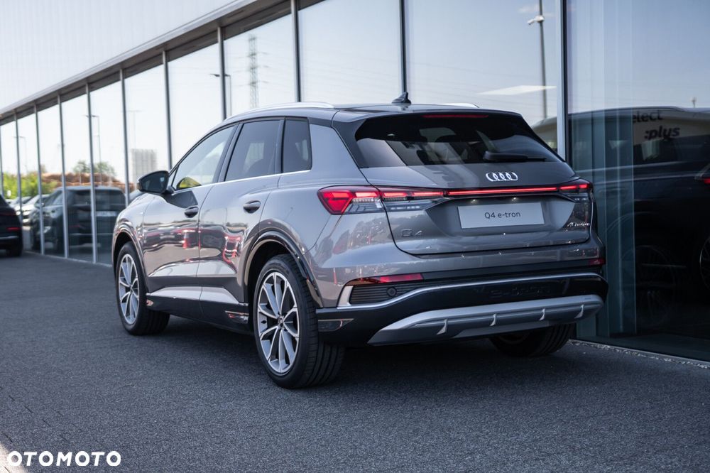 Audi Q4 e-tron - 4