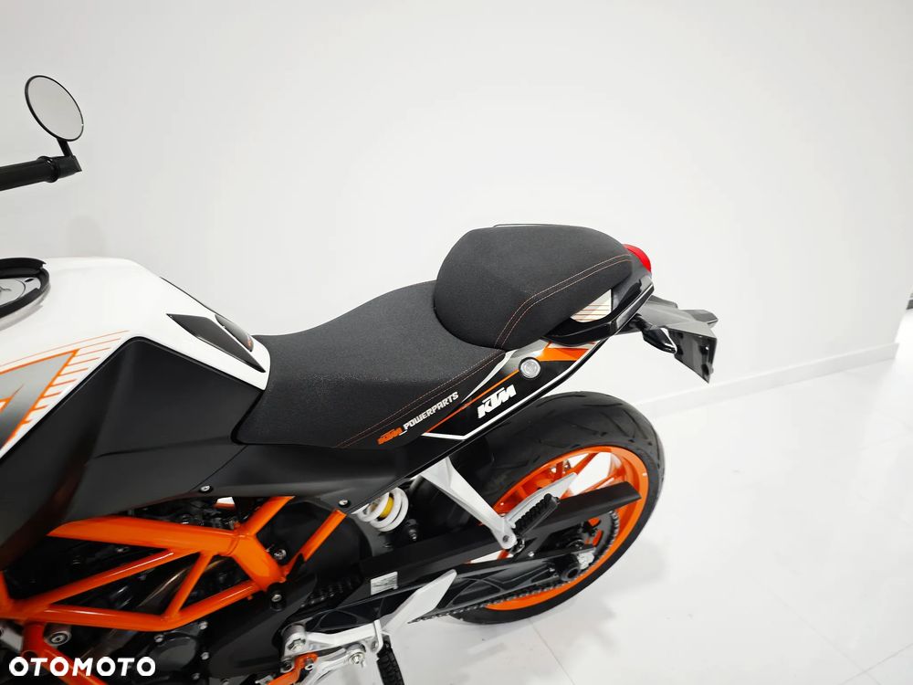 KTM Duke - 17