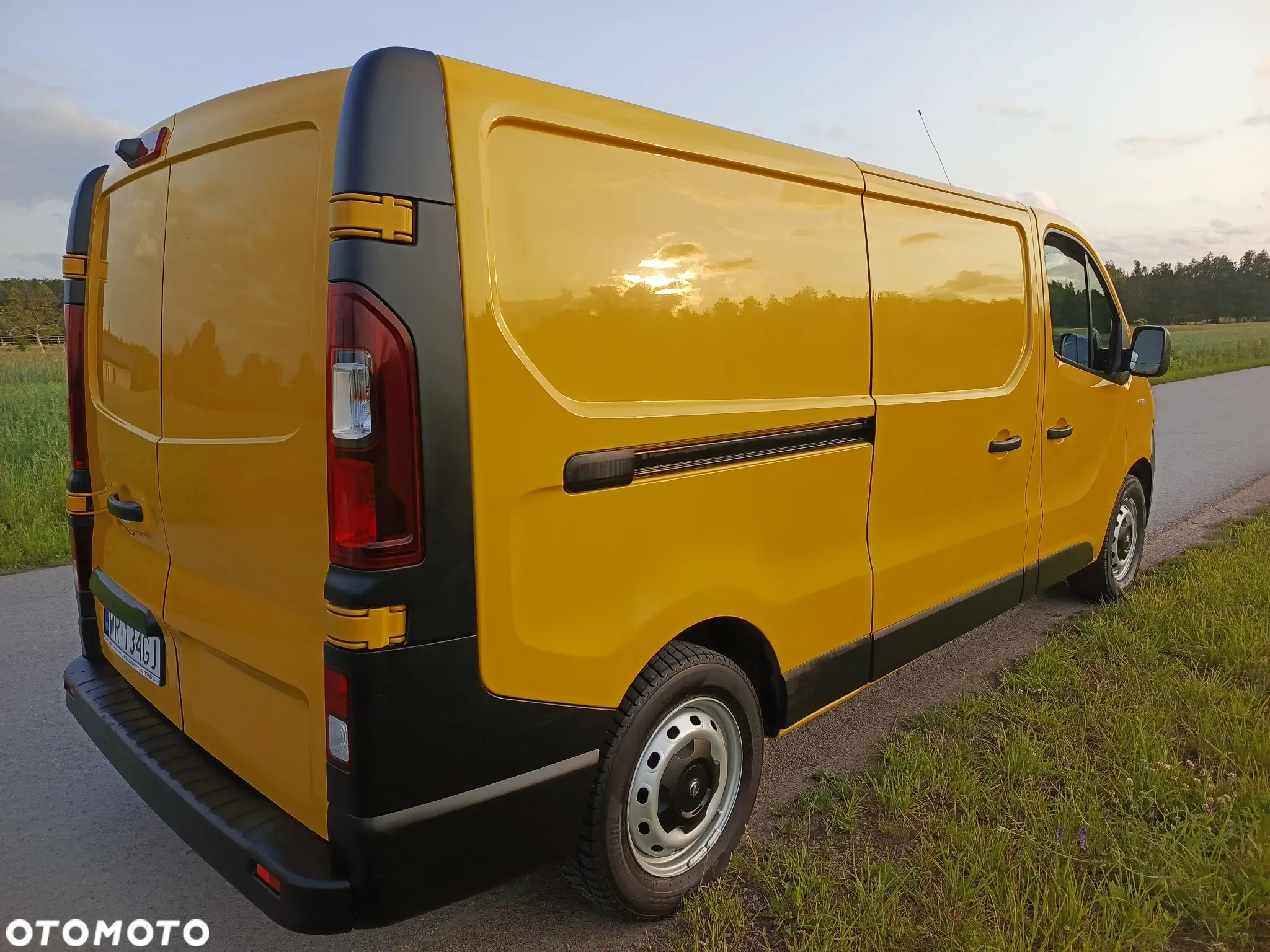 Opel Vivaro - 4