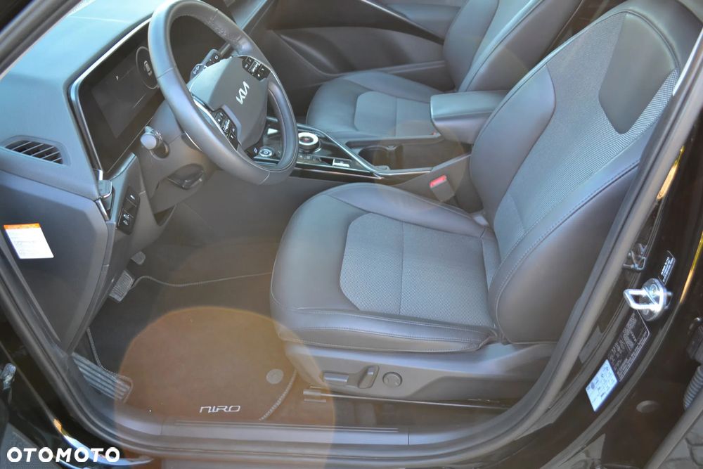 Kia Niro 64kWh L - 24