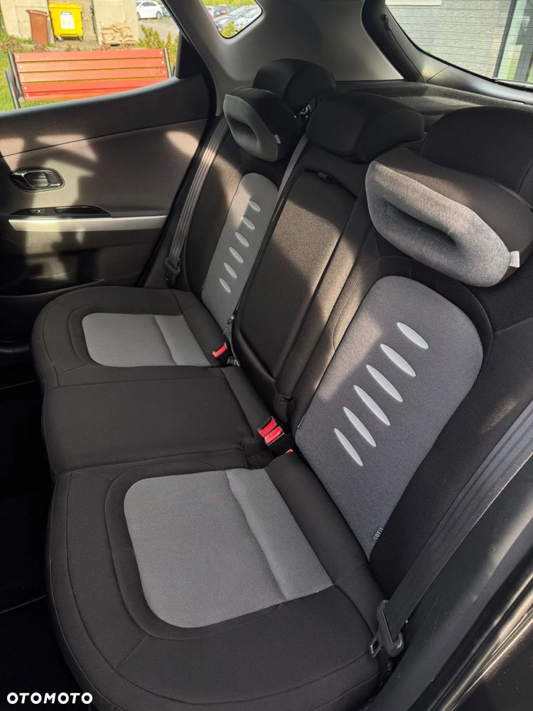 Kia Ceed 1.6 GDI L - 10