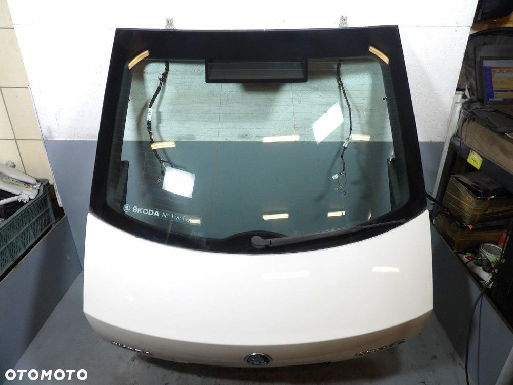 SKODA OCTAVIA III 3 LIFTBACK TYLNA KLAPA  F9E - 1