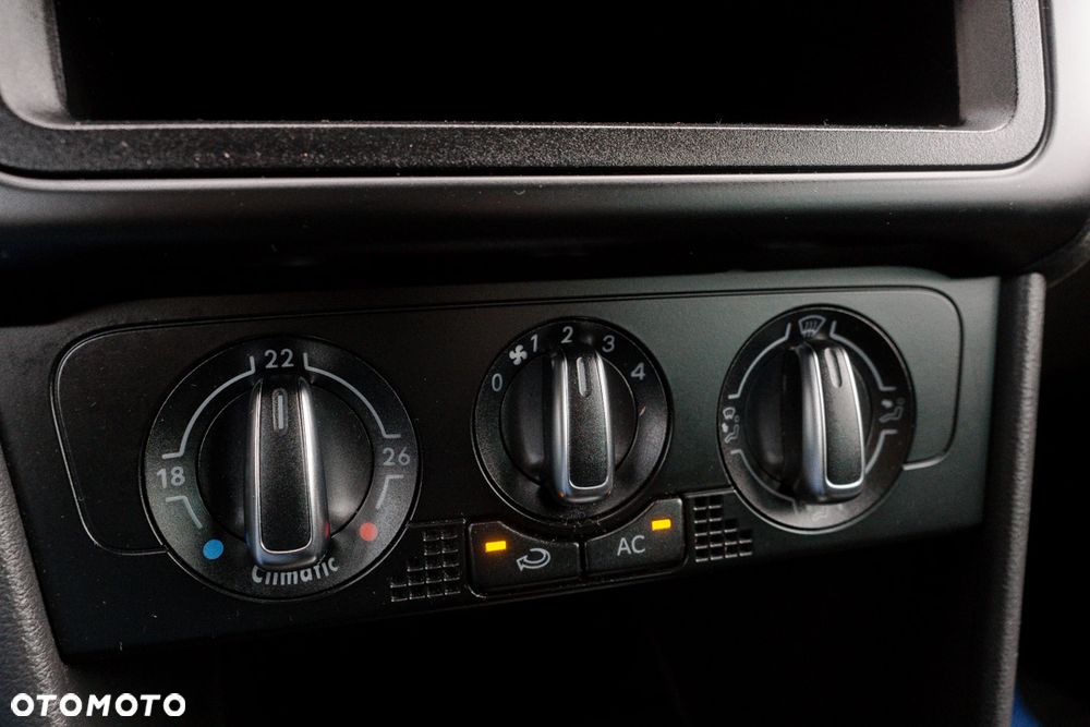 Volkswagen Polo 1.4 16V Highline - 25