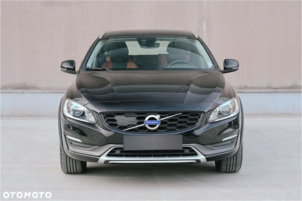 Volvo V60 Cross Country D4 Geartronic Summum - 3