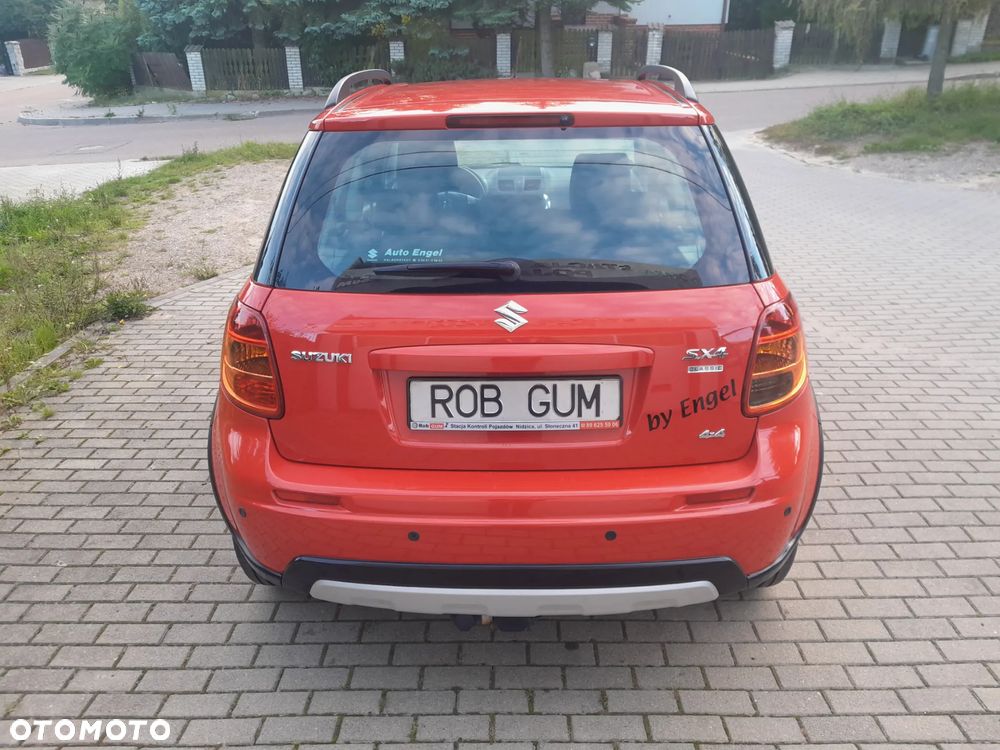 Suzuki SX4 1.6 VVT 4x2 Comfort - 4