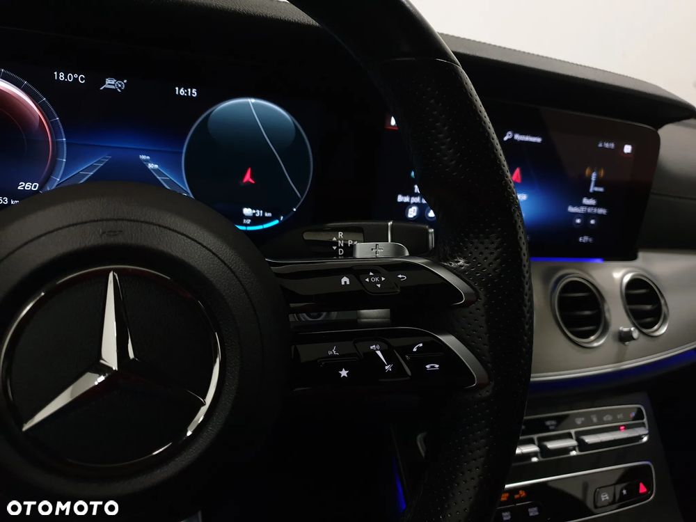 Mercedes-Benz Klasa E 300 de 4Matic 9G-TRONIC AMG Line - 12