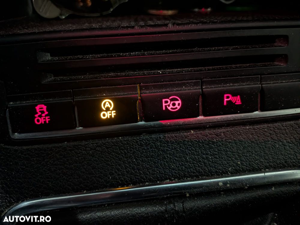 Volkswagen Tiguan 2.0 TDI DPF BlueMotion Technology Trend & Fun - 16