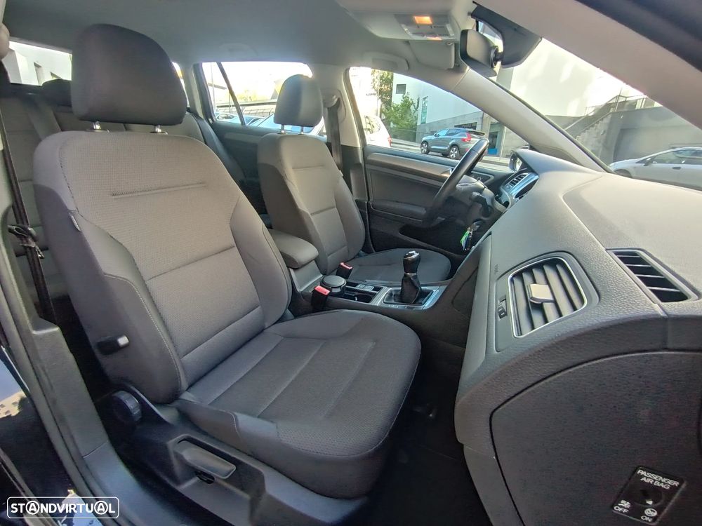 VW Golf Variant 1.6 TDi GPS Edition - 23