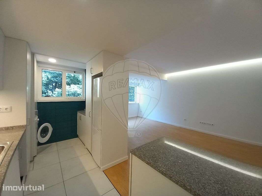 Apartamento T2 para arrendamento - Grande imagem: 2/18