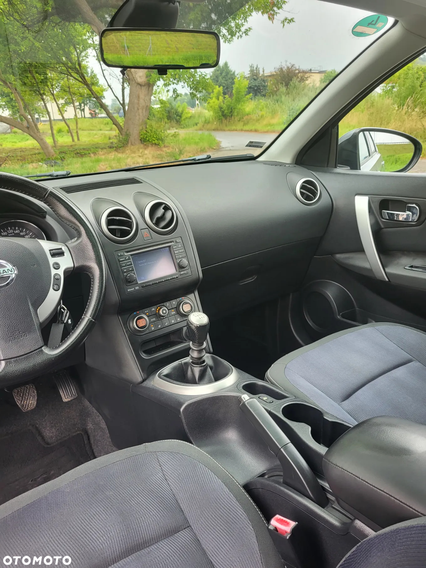 Nissan Qashqai+2 - 30