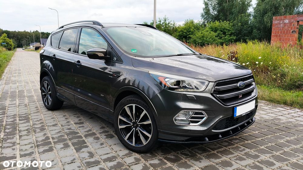 Ford Kuga 2.0 TDCi 4x4 ST-Line - 4