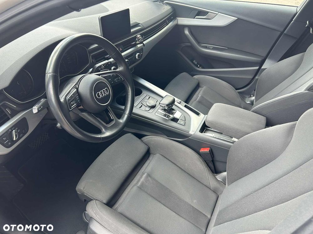 Audi A4 Avant 2.0 TDI S tronic - 9