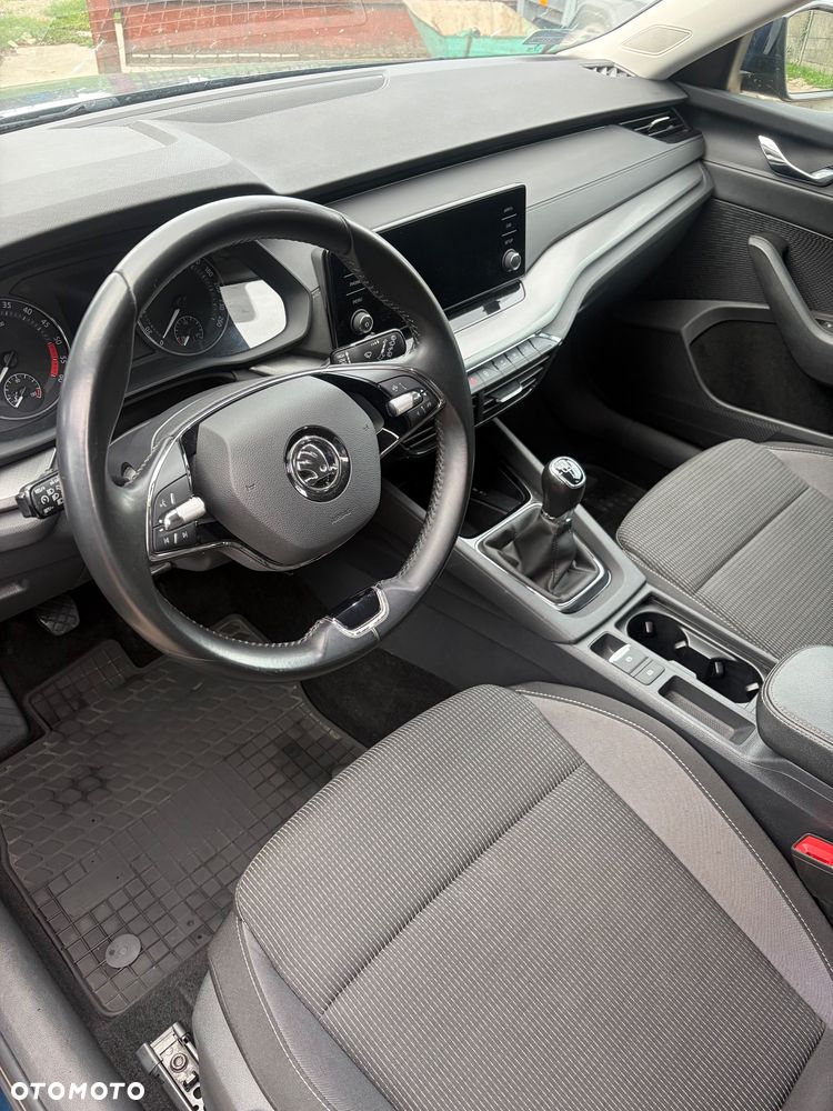 Skoda Octavia 2.0 TDI Active - 22