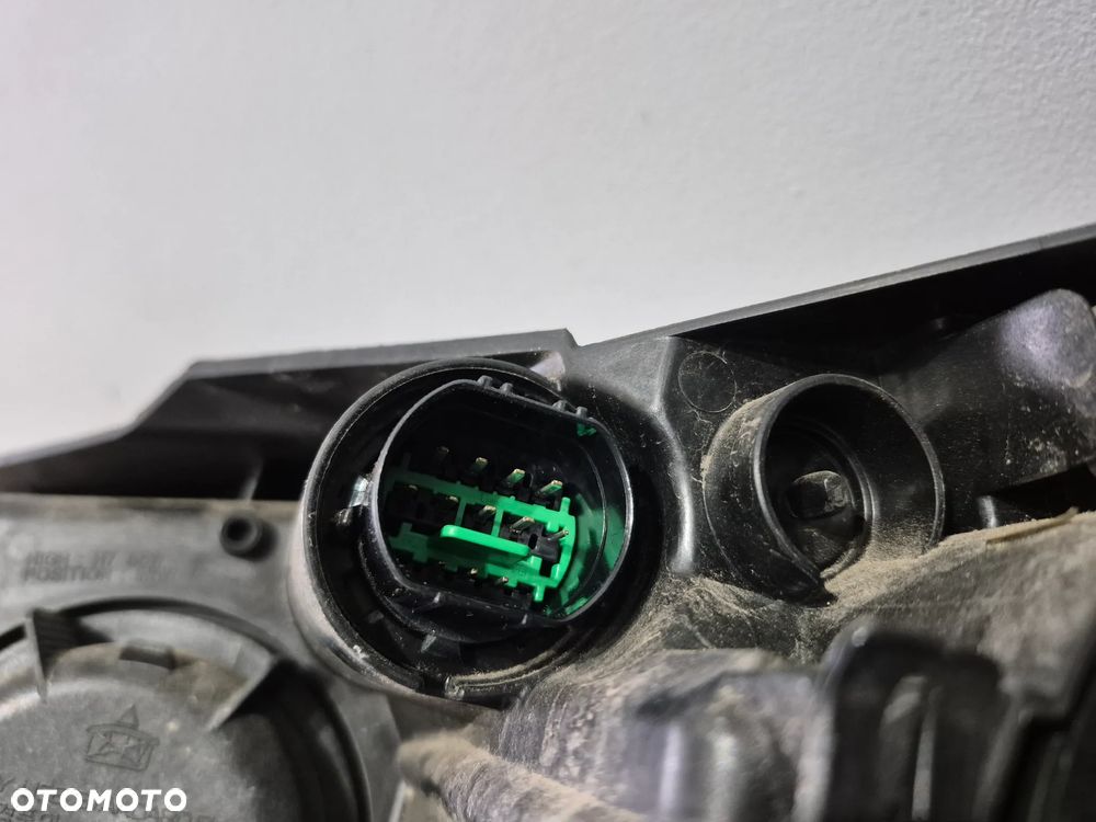 Kia Ceed III 21- lift Lampa reflektor soczewka prawy przód ciemny 12PIN Europa oryginalny - 10