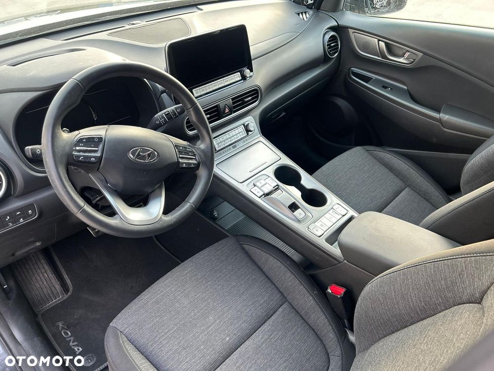Hyundai Kona - 9