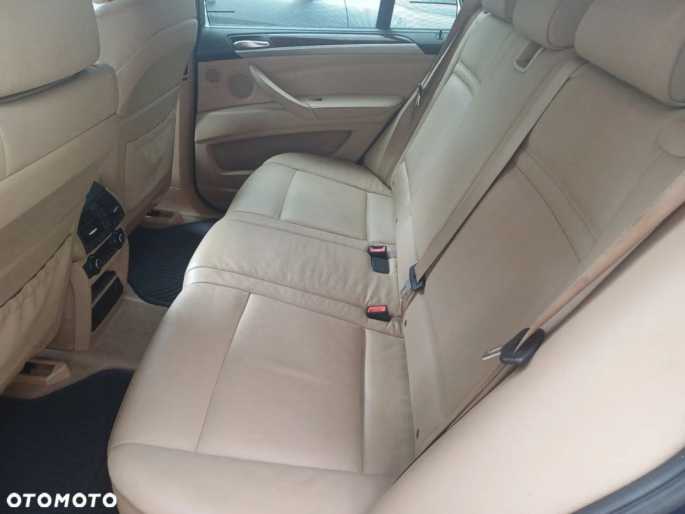 BMW X5 xDrive35i - 20