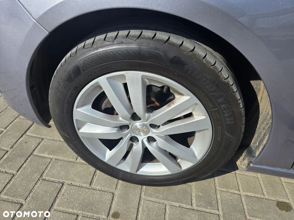 Peugeot 308 - 17