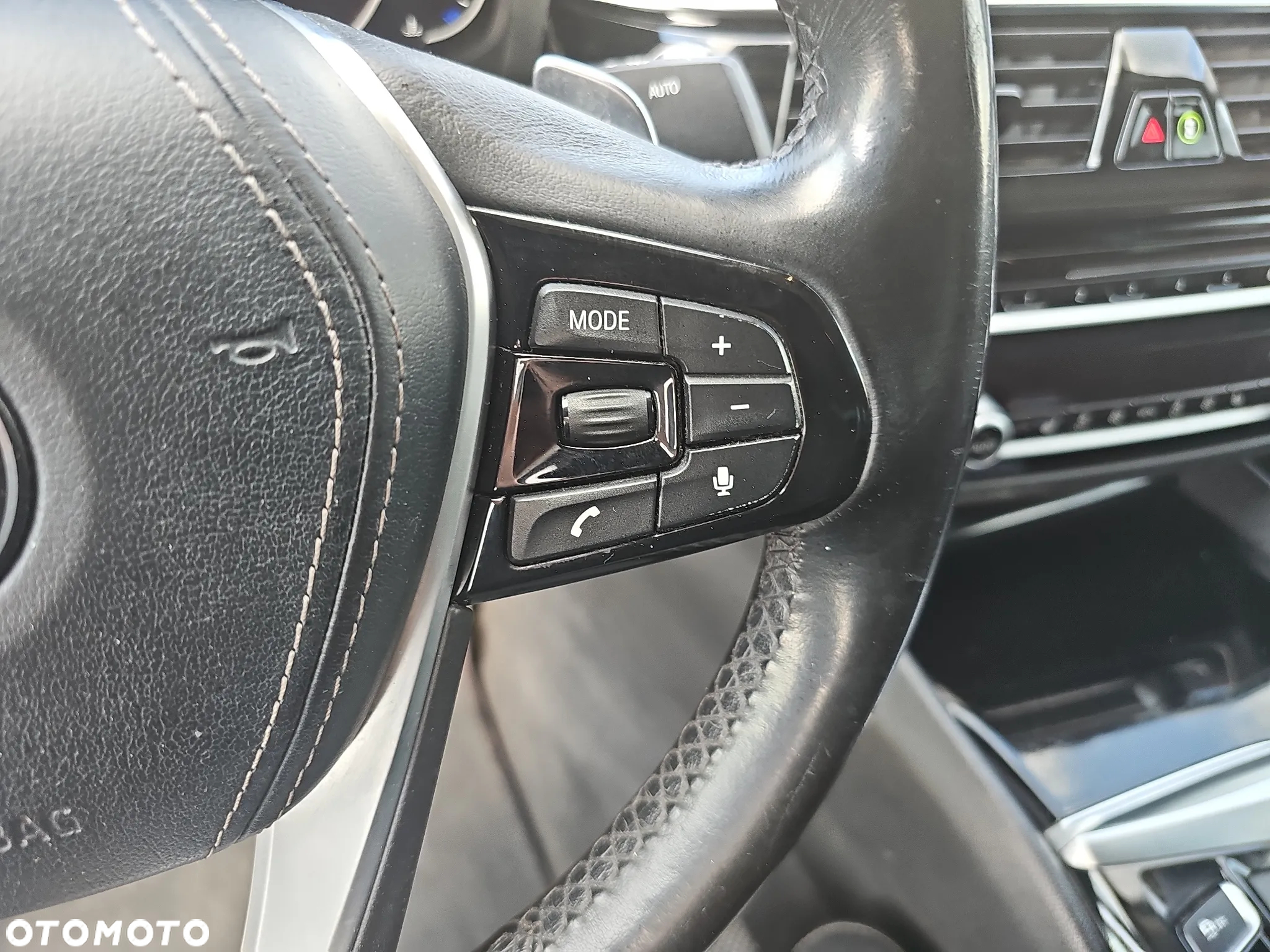 BMW Seria 5 518d Sport Line - 17