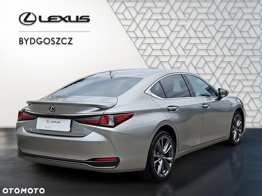 Lexus ES 300h F Sport Design - 6