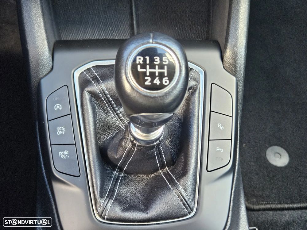 Ford Focus 1.5 TDCi EcoBlue Active - 18