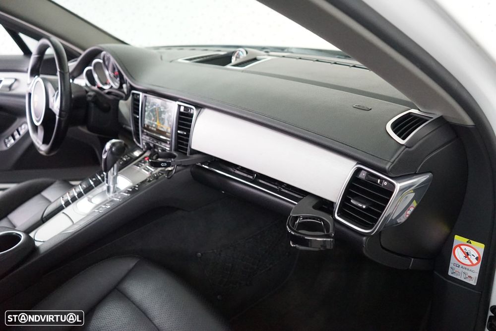 Porsche Panamera Platinum Edition - 52