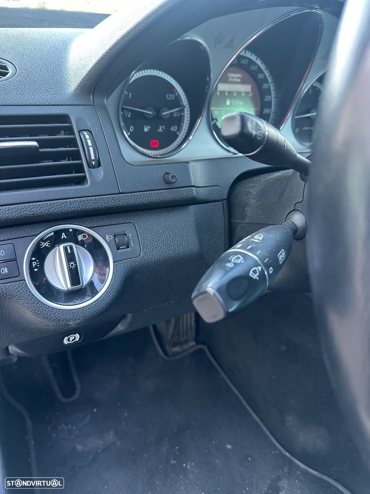 Mercedes-Benz C 220 CDI DPF Auto BlueEFFICIENCY Avantgarde - 9