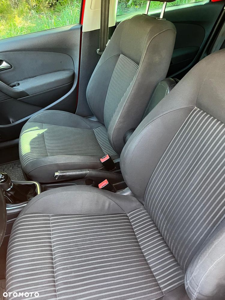Volkswagen Polo 1.6 TDI DPF Highline - 11