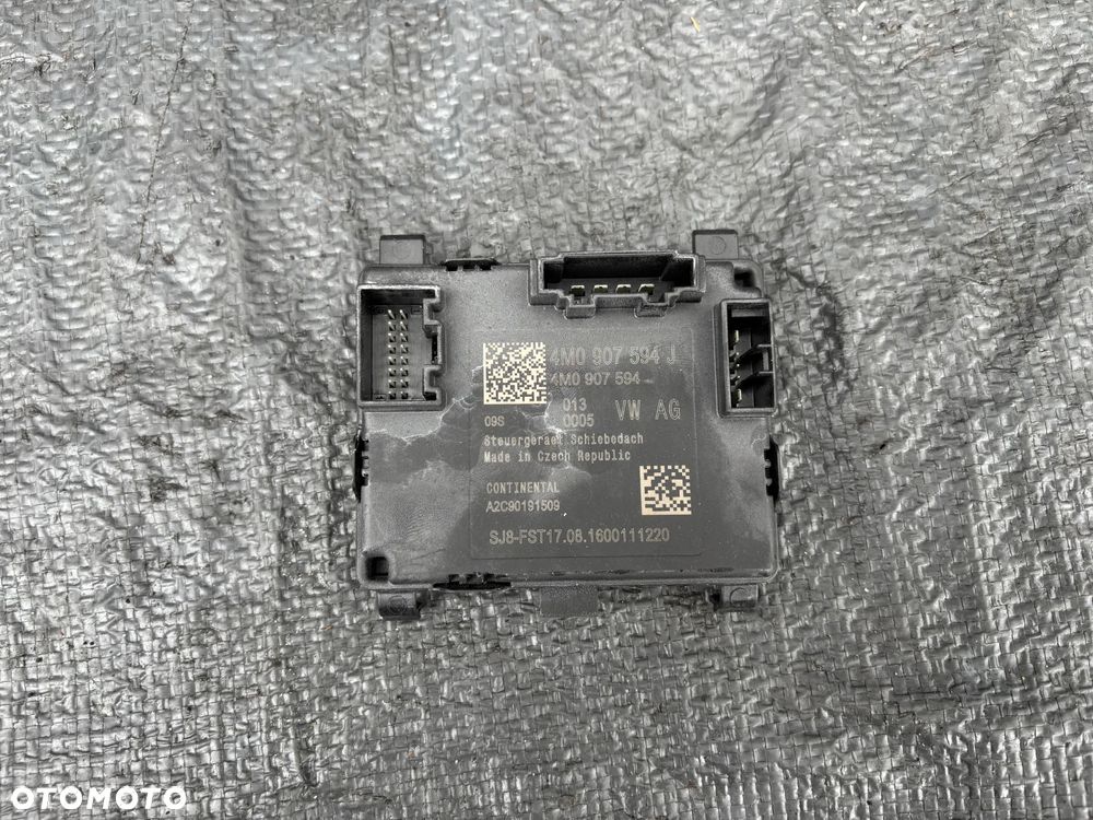 Vw Tiguan II 5NA moduł sterownikmszyberdachu 4M0907594J
