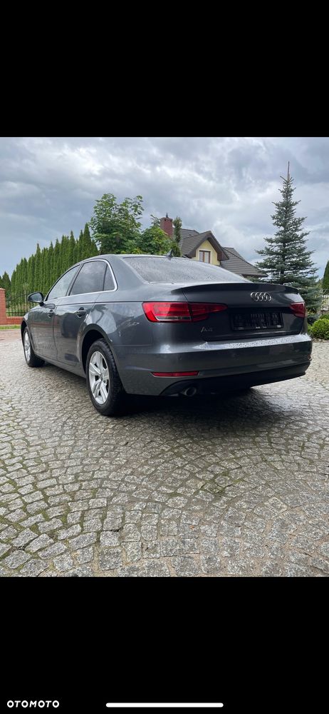 Audi A4 Limousine 2.0 TDI ultra S tronic - 8