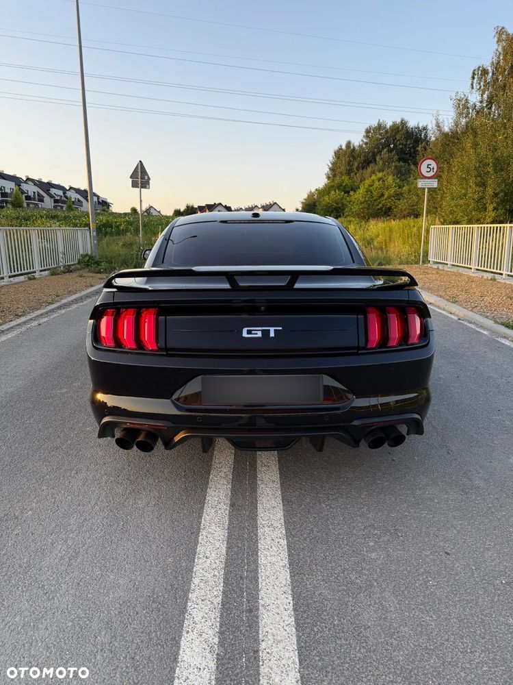Ford Mustang - 10